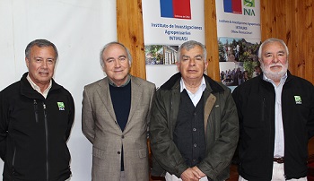 Grupo de expositores