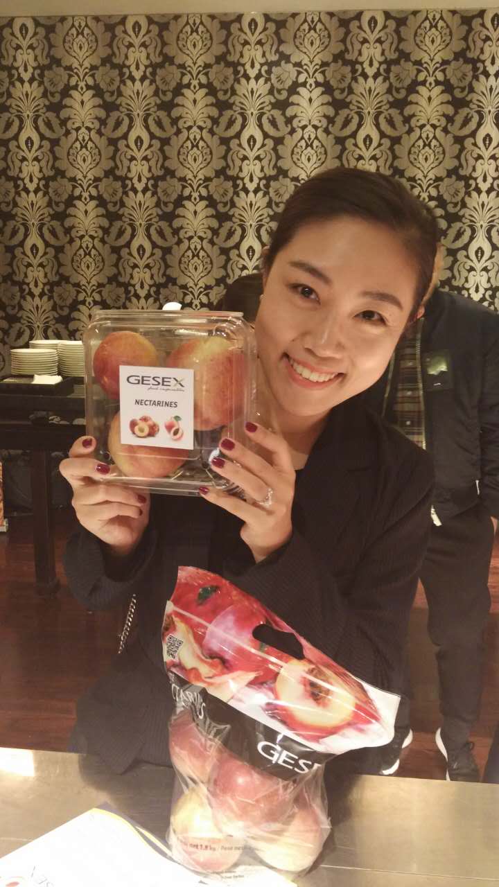 Nectarines chilenos hacen su debut oficial en mercado chino