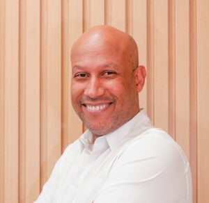 Alberto Dale es designado como nuevo presidente del Directorio de UCC