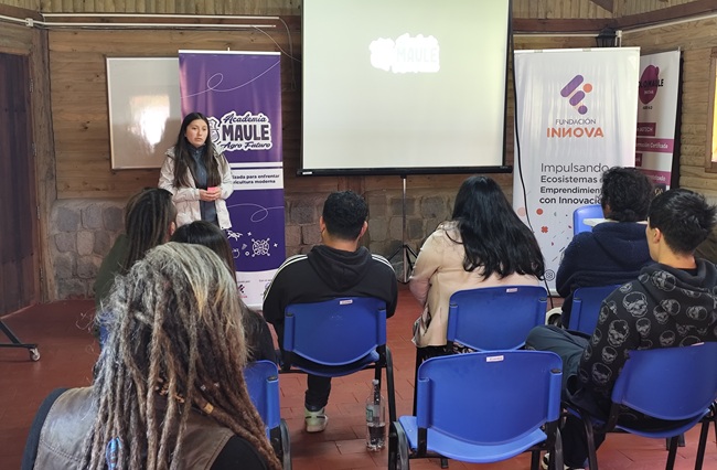 Emprendedores del Maule se capacitan en tecnologías 4.0 para transformar la agroindustria regional