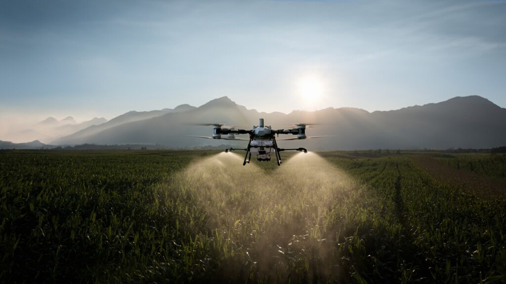 Así es el dron con capacidad de carga de hasta 100 kilos y con visión de cinco sentidos que revoluciona el agro en Chile Así es el dron con capacidad de carga de hasta 100 kilos y con visión de cinco sentidos que revoluciona el agro en Chile
