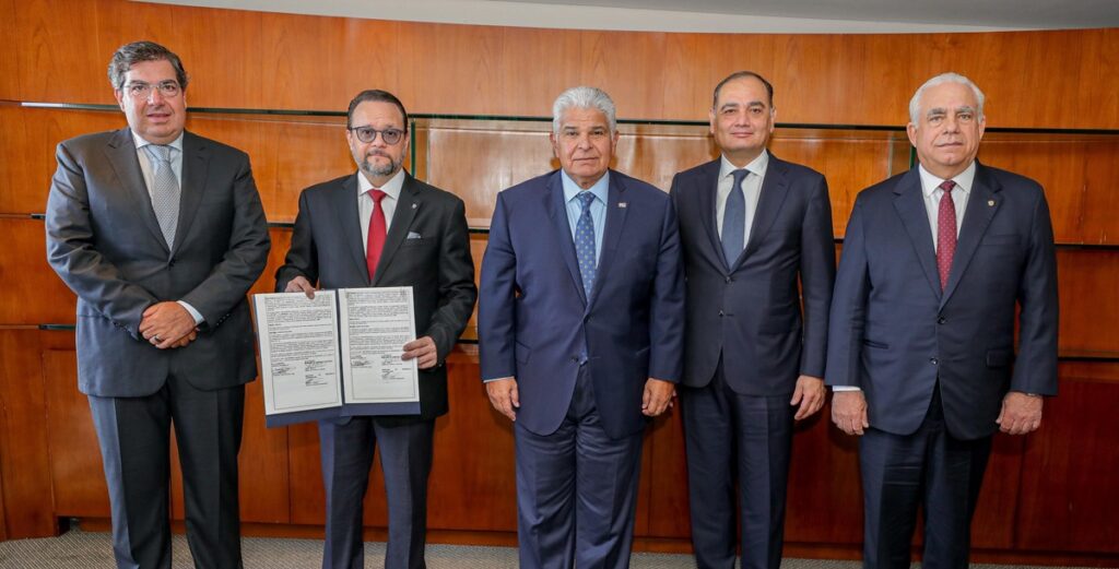 Gobierno de Panamá logra que Chiquita regrese a Bocas del Toro Gobierno de Panamá logra que Chiquita regrese a Bocas del Toro