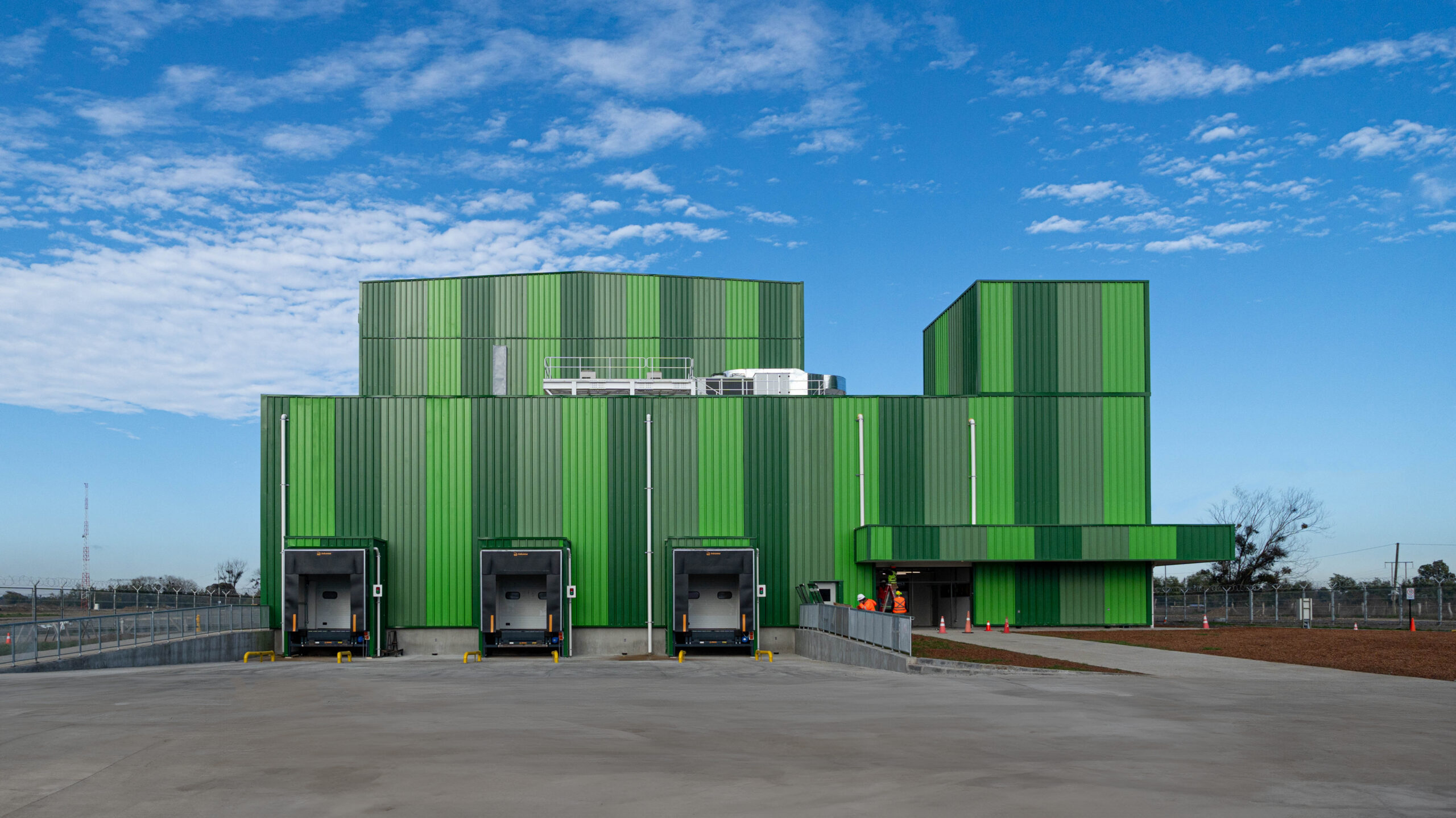 Ferrero inaugura nueva planta en Chile con una millonaria inversión en su red productiva del avellano europeo 3 Planta AgriChile