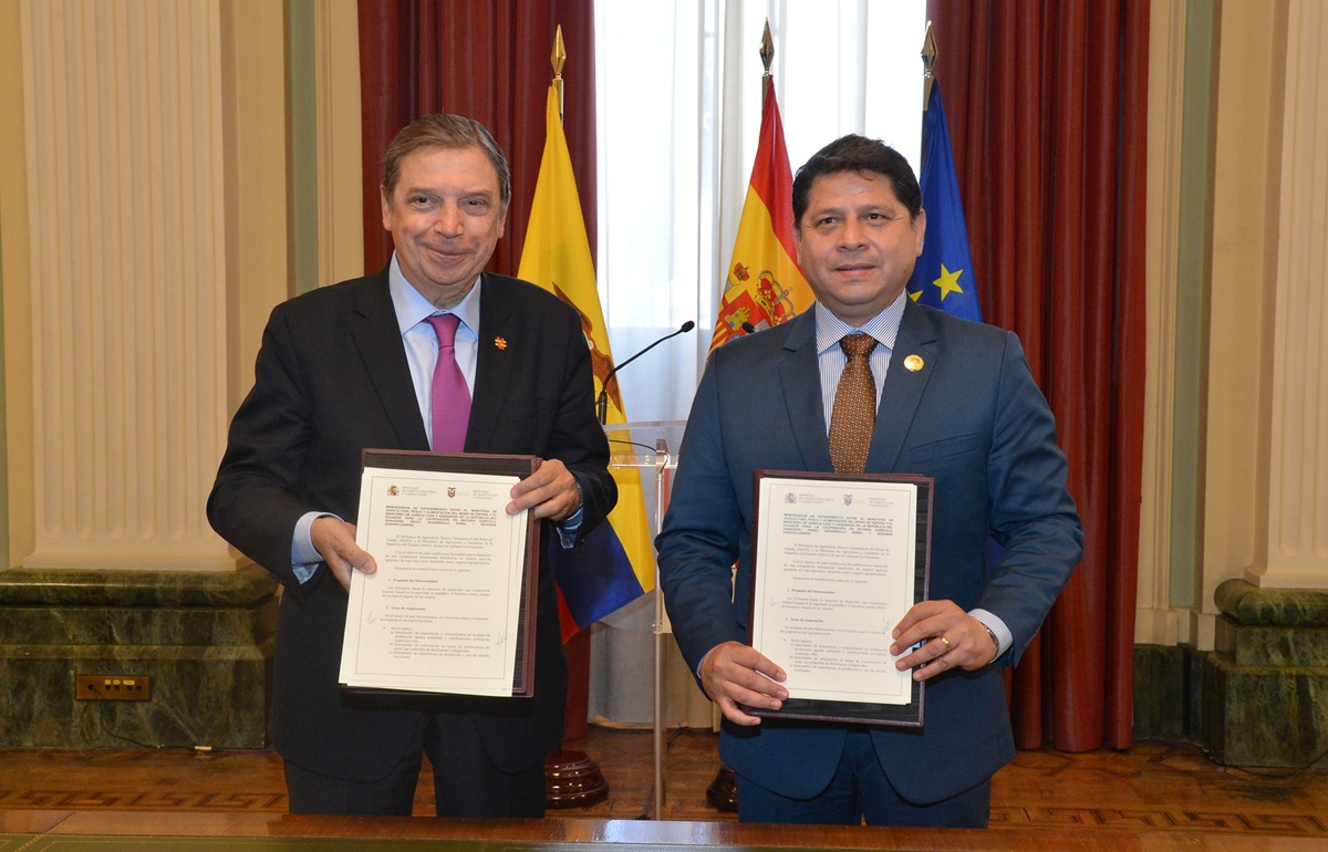 España y Ecuador firman acuerdo de cooperación que impulsa la innovación, la sostenibilidad y la agricultura familiar