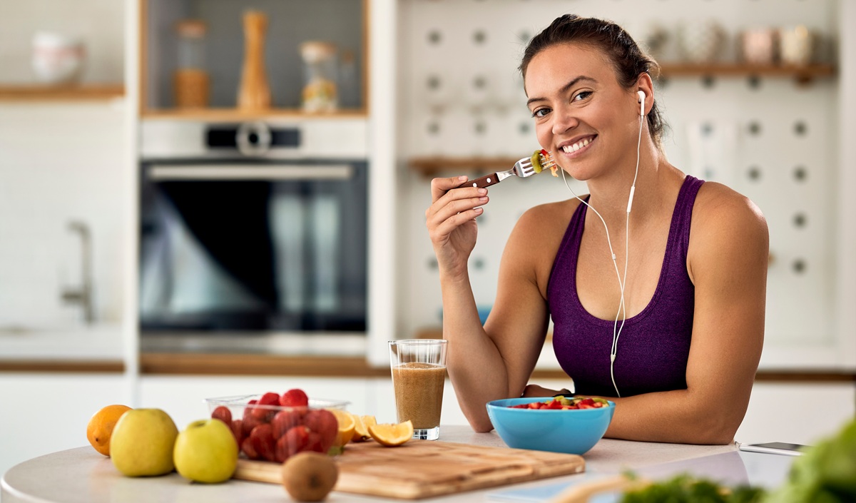 Comer fruta protegería los pulmones de la contaminación del aire, según estudio europeo