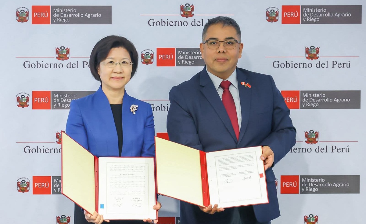 Banano y granadas peruanas listos para el mercado chino tras firma de protocolo 3 Banano y granadas peruanas listos para el mercado chino tras firma de protocolo