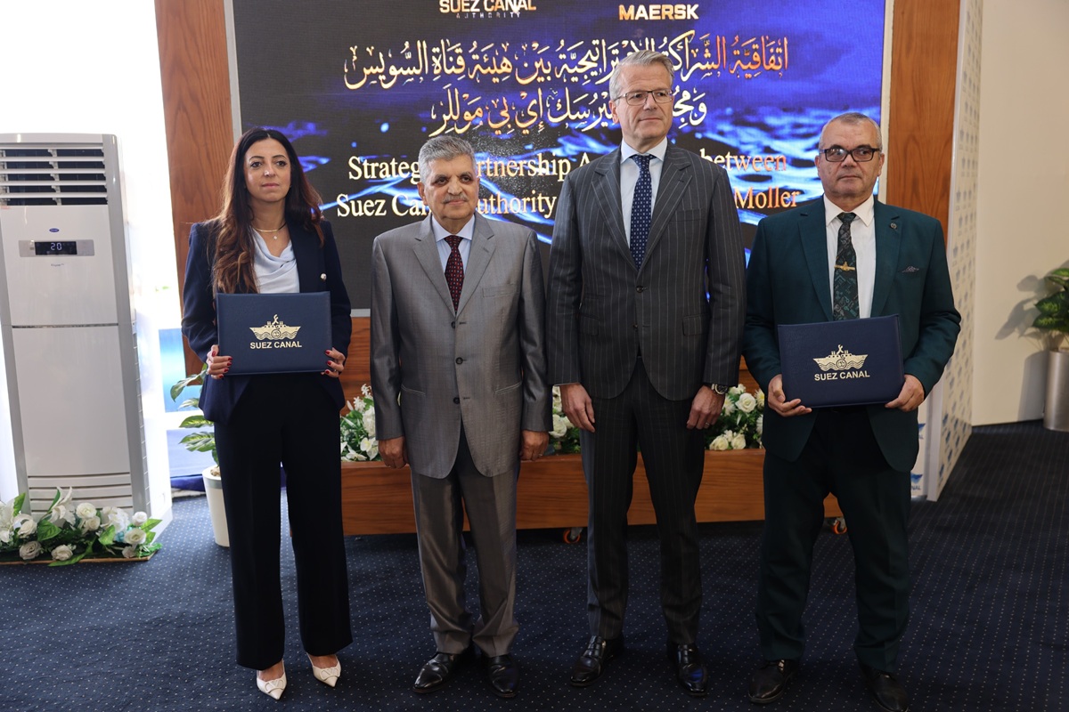 Maersk retoma tránsito por el Canal de Suez tras acuerdo estratégico con la Autoridad del Canal