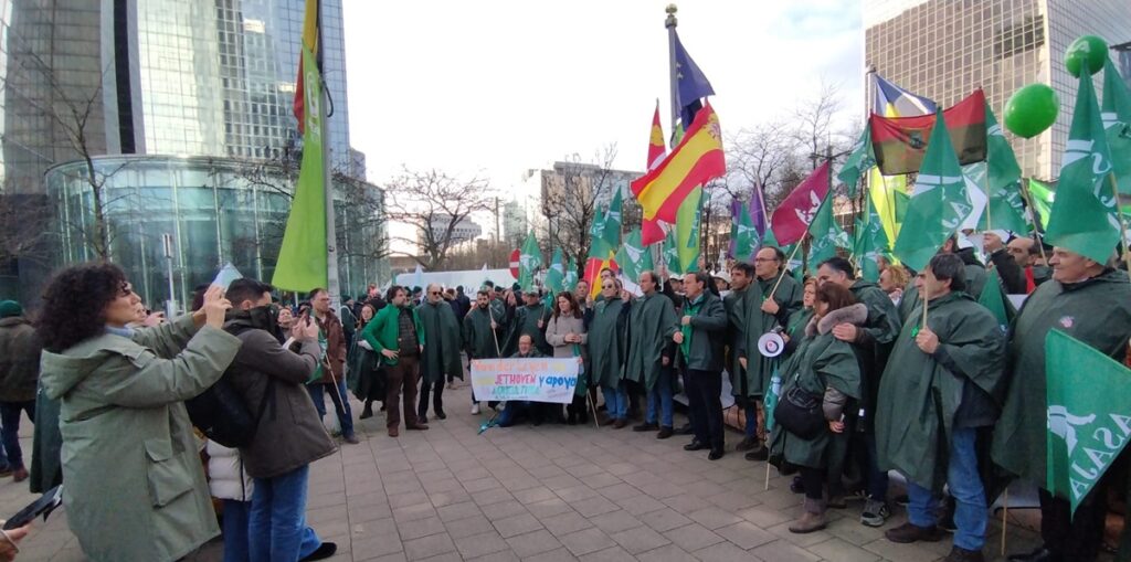 Las manifestaciones del sector agrario en Bruselas retrasan el tratado con MERCOSUR