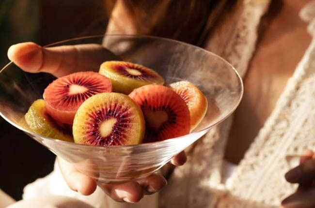 Zespri lanza Red80, nueva variedad de kiwi rojo para ampliar la temporada de venta de RubyRed™ 6 Zespri lanza Red80, nueva variedad de kiwi rojo para ampliar la temporada de venta de RubyRed™