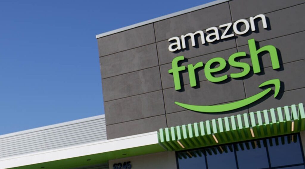 Amazon cerrará sus tiendas Fresh y Go para reorientar su estrategia hacia Whole Foods Market