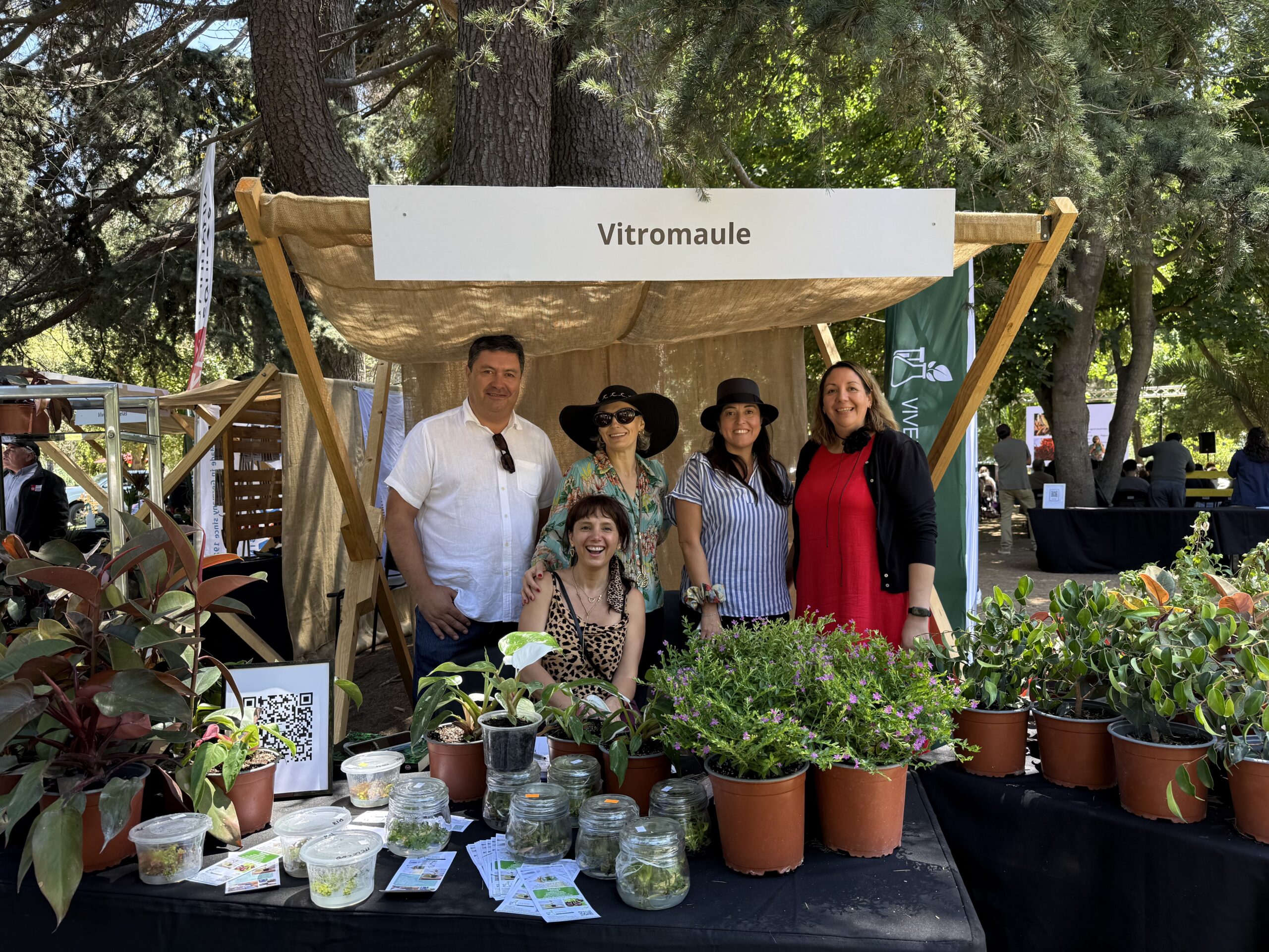 Cerca de dos mil asistentes marcan el éxito del Primer Encuentro Nacional de Plantas Nativas y Ornamentales