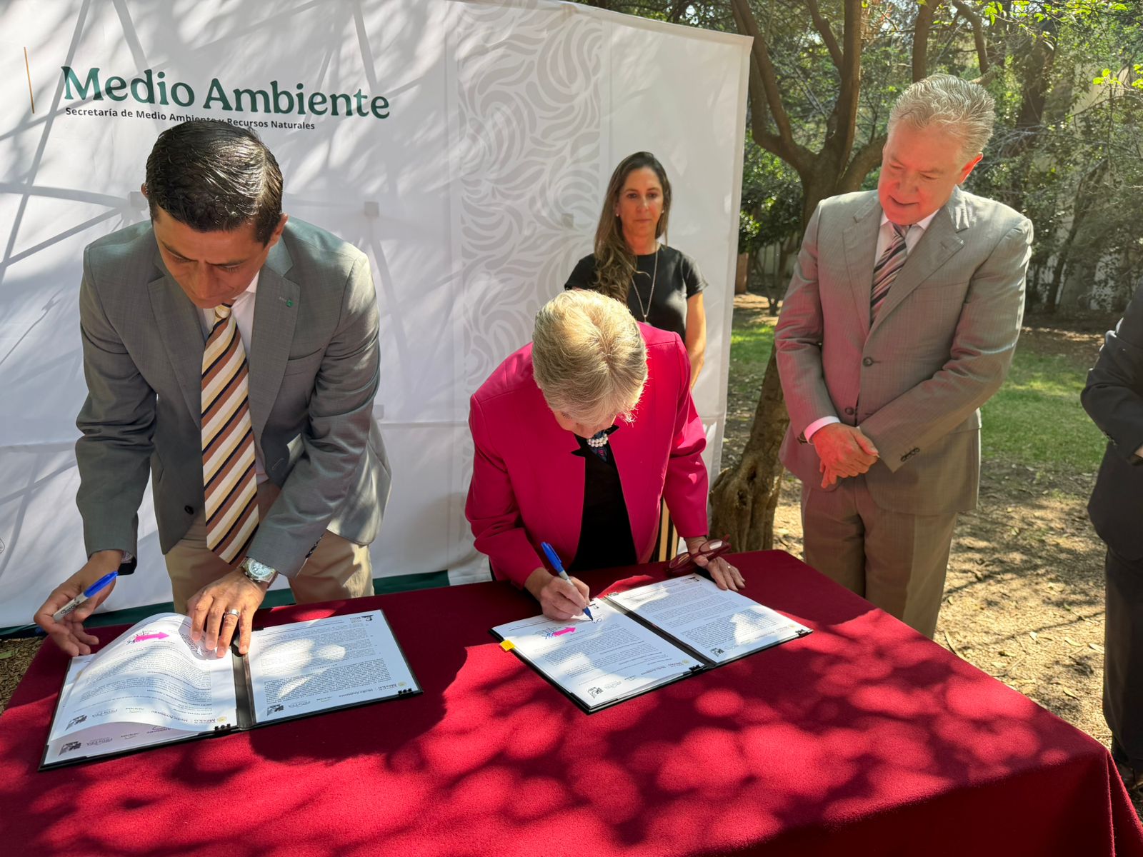 México formaliza convenio de “cero deforestación” para fortalecer la sostenibilidad del aguacate de exportación 3 México formaliza convenio de “cero deforestación” para fortalecer la sostenibilidad del aguacate de exportación