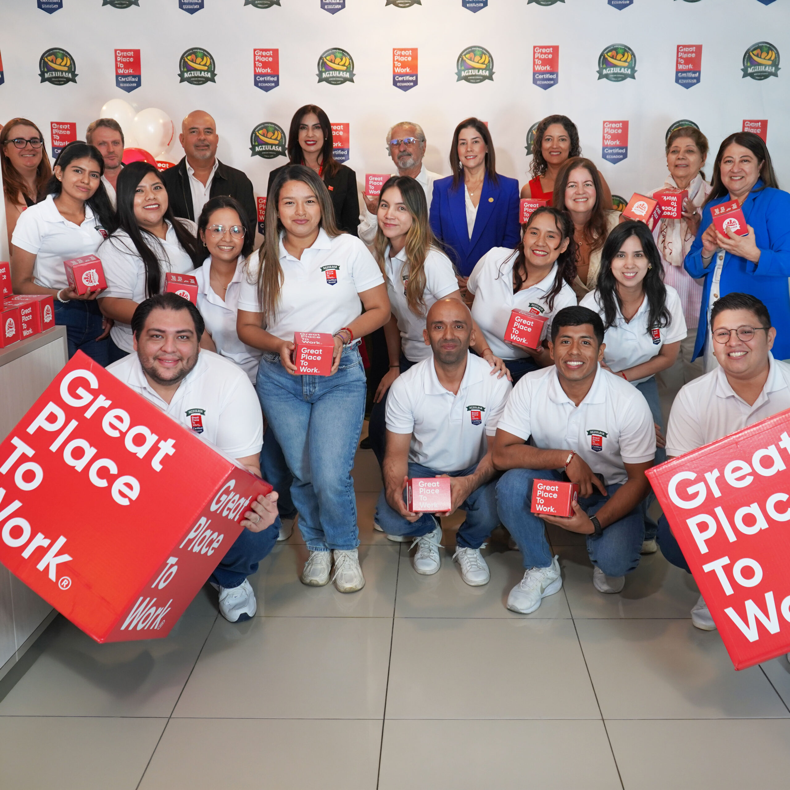 AGZULASA en Ecuador obtiene la certificación Great Place to Work 3 Agzulasa obtuvo por primera vez la certificación internacional Great Place to Work