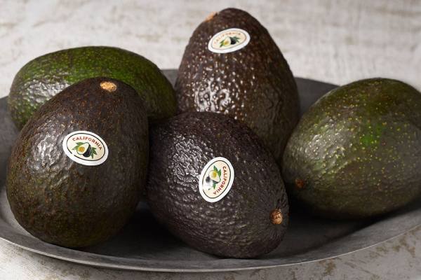 Productores de aguacate de California piden limitar las importaciones de México en medio de las negociaciones comerciales del T-MEC