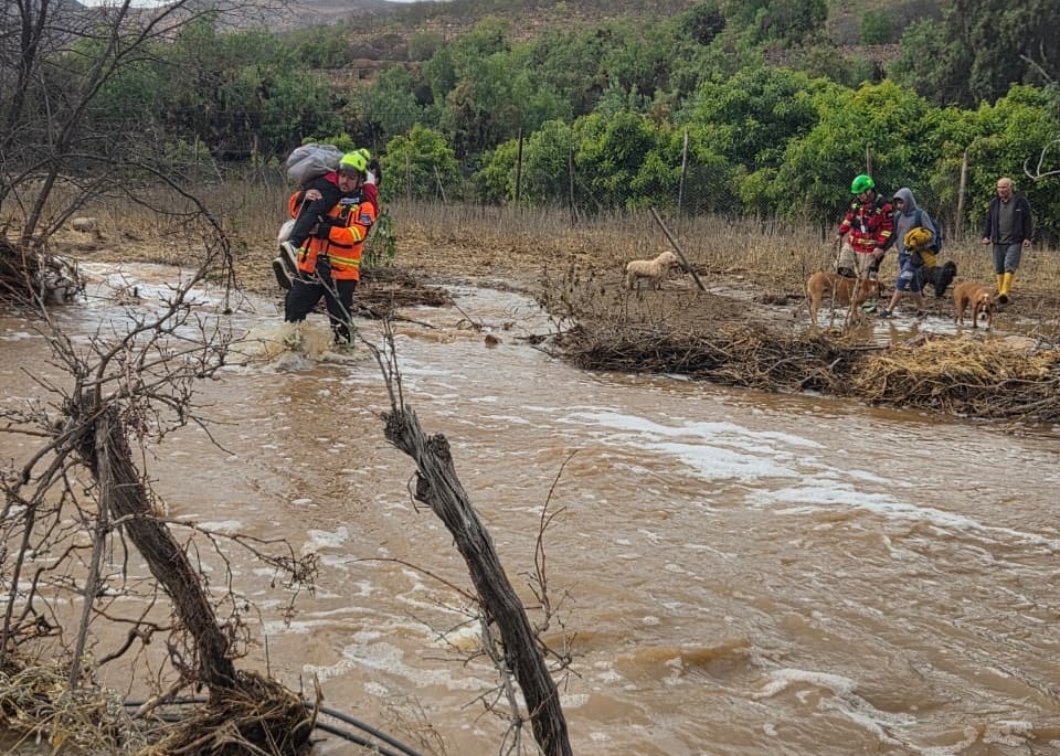 Ministerio de Agricultura declara emergencia agrícola en Atacama, Coquimbo y Valparaíso tras sistema frontal