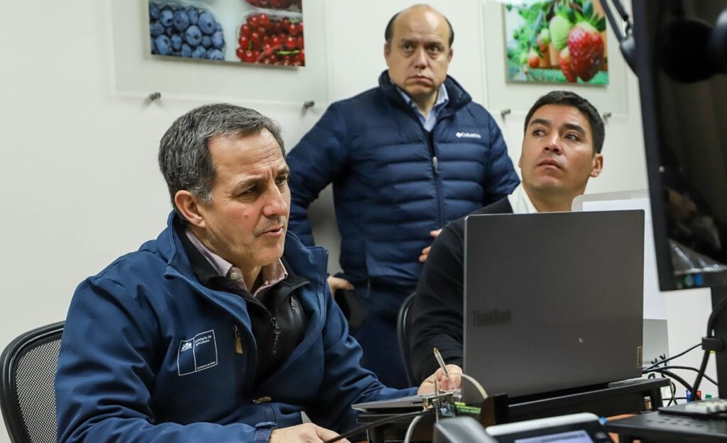 Ministerio de Agricultura de Chile monitorea zonas agrícolas por sistema frontal: reportan daños puntuales en invernaderos y praderas